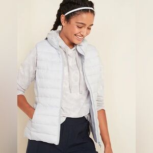 GAP FACTORY ⭐️down vest